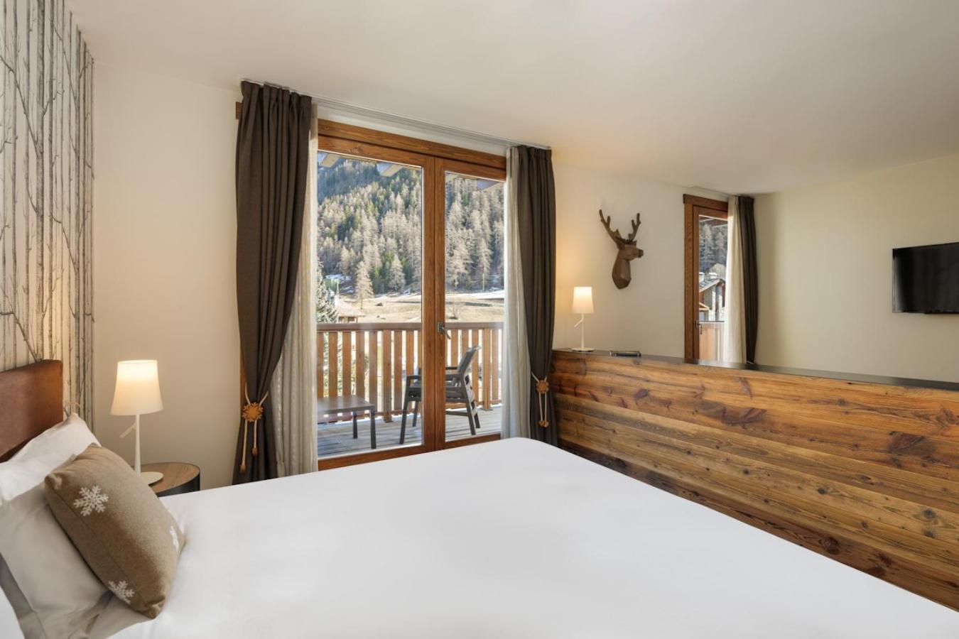 לה טוויל Montana Lodge & Spa, By R Collection Hotels מראה חיצוני תמונה